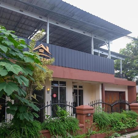 Koolkost Near Stadion Maguwoharjo Salakan Luaran gambar
