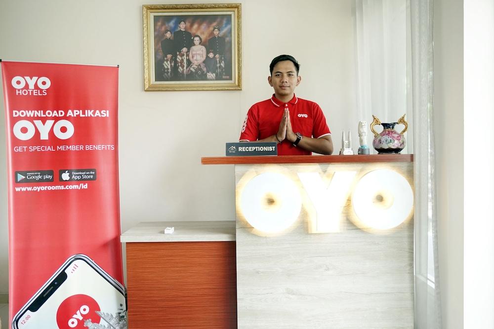 Koolkost Near Stadion Maguwoharjo Salakan Luaran gambar