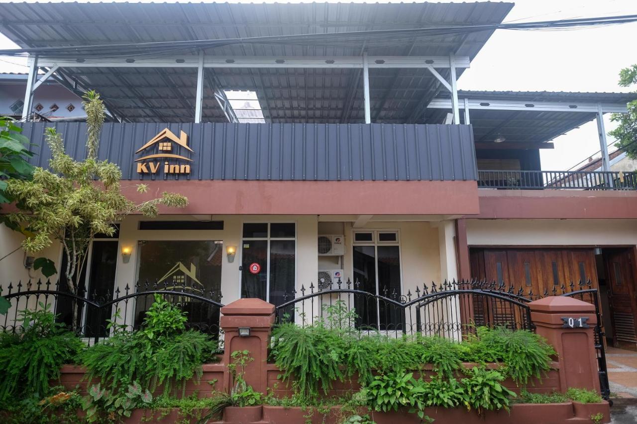 Koolkost Near Stadion Maguwoharjo Salakan Luaran gambar